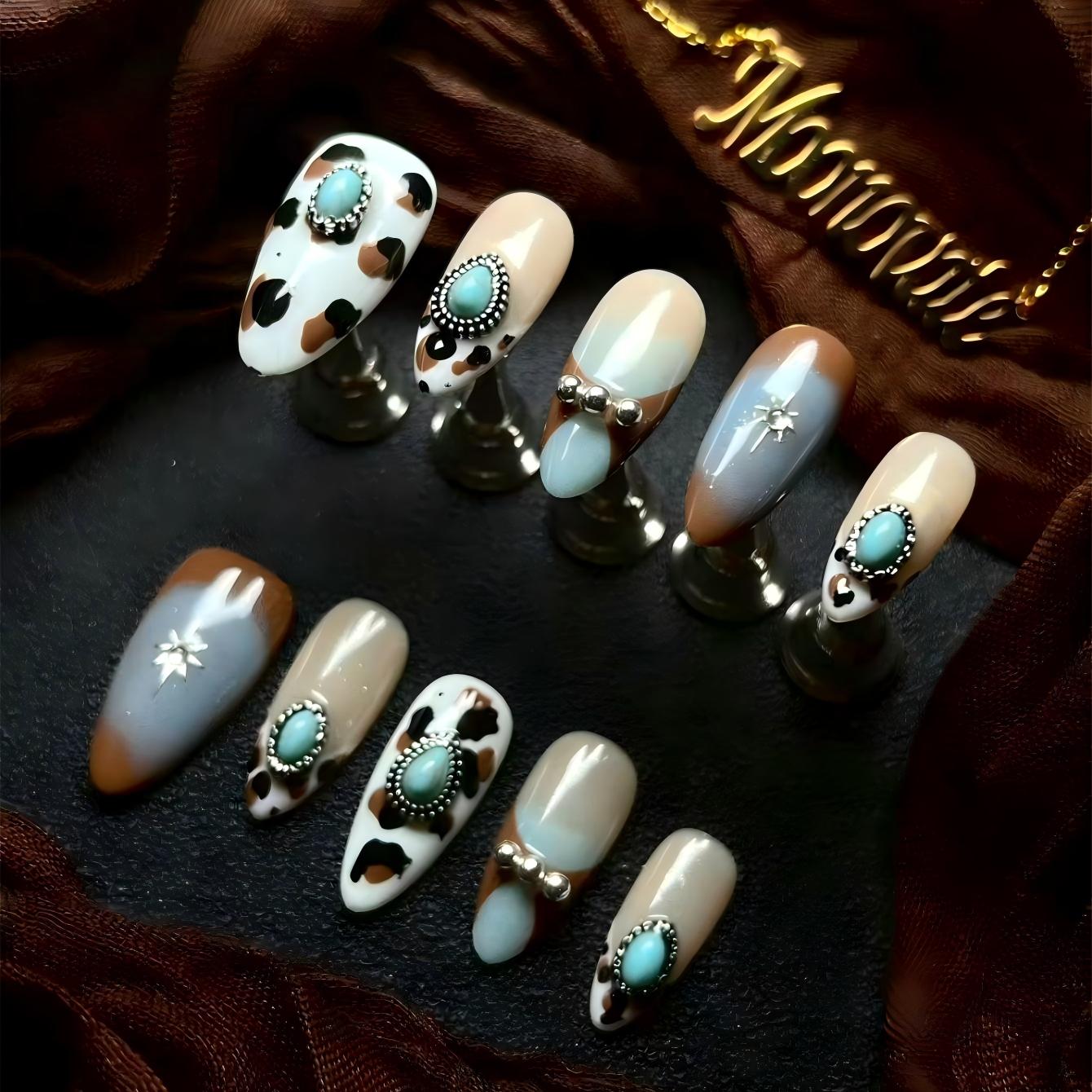 Boho Cowprint (F131)